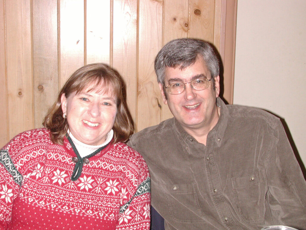 Ron and Joan Ahre at TLCC 2005 holiday dinner.